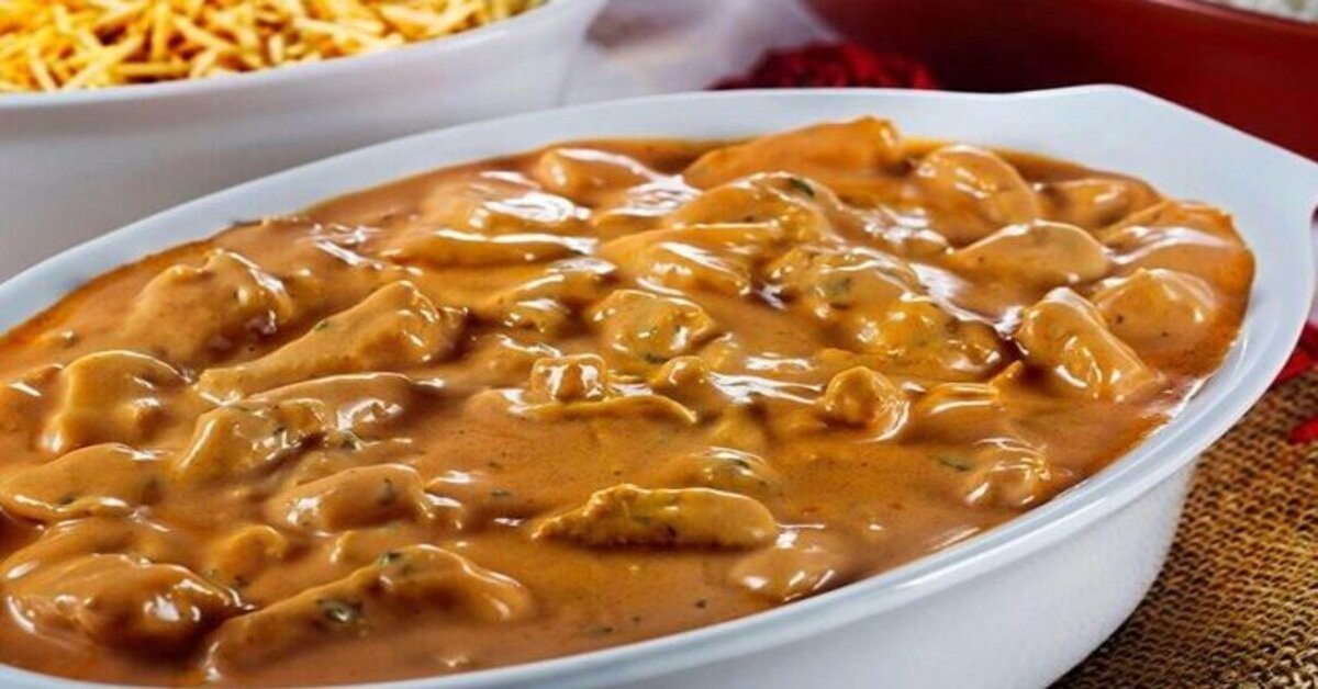 Estrogonofe de Frango