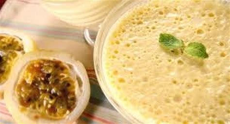 Sobremesa de Iogurte Mousse de Maracujá