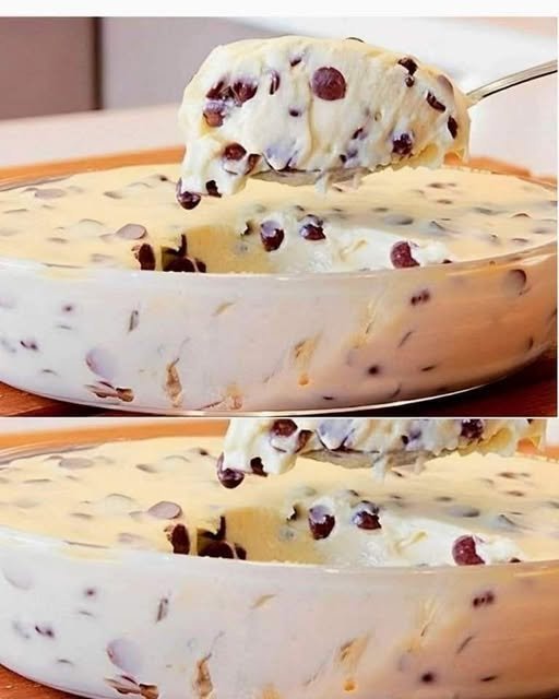 Travessa Gelada Com Gotas de Chocolate