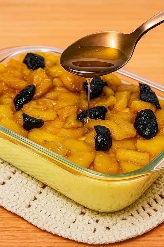Sobremesa de Abacaxi com Pedaços da Fruta