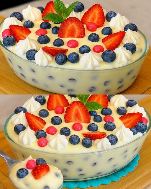 Bolo com Creme de Baunilha e Frutas Vermelhas